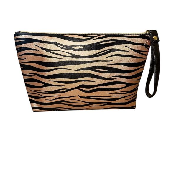 Betsey Johnson Rose Gold and Black Zebra Charging Wristlet/Clutch - Picture 5 of 8